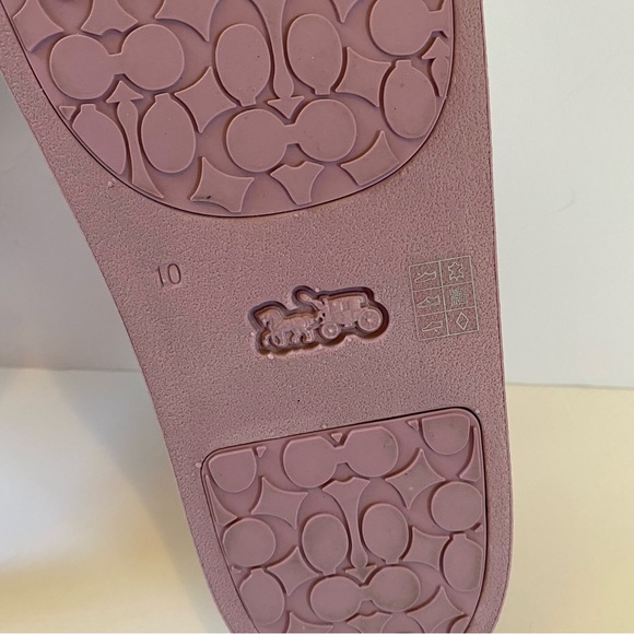 Disney x Coach Sport Slide with Walt Disney World and Mickey Mouse - Picture 9 of 13